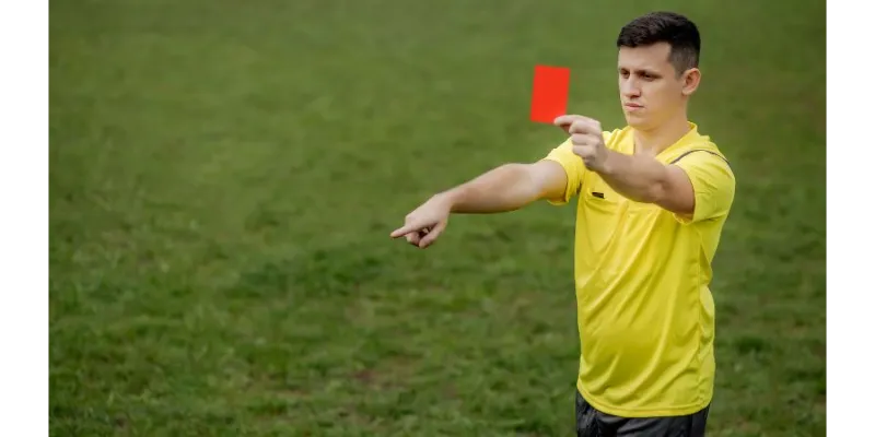 Kèo thẻ phạt trong trận derby căng thẳng